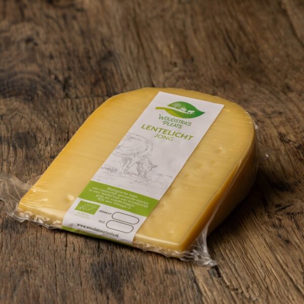 Biologische jonge kaas 500 gram – Lentelicht Woudstra’s Pleats Friesland